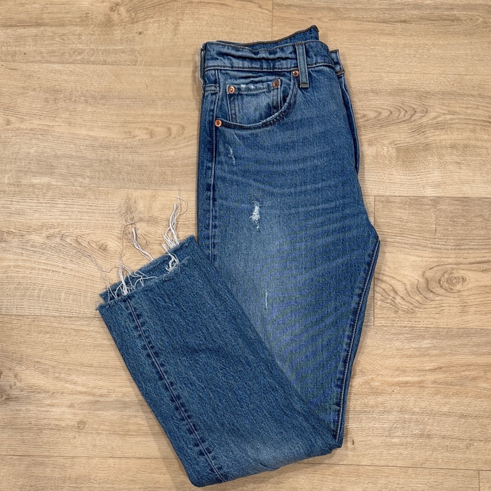 Levís Skinny Raw hem Jeans